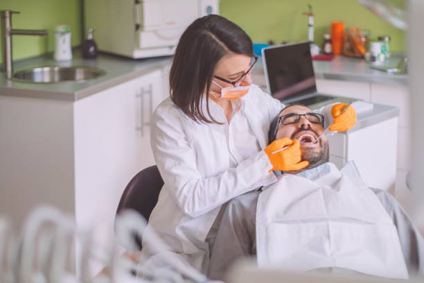 Best Dentist for Tooth Abscess  in Brookdale, CA
